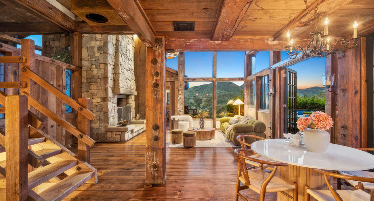Residential-Private-Project-Canyon-USA-Galatea-armchair-03